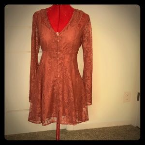 Bell sleeved dress